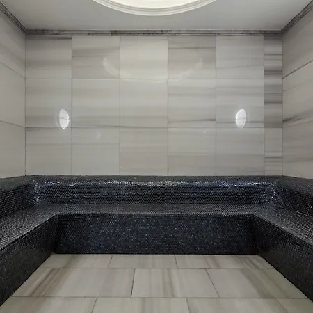 Doubletree By Hilton Topkapi 5*