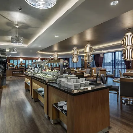 Doubletree By Hilton Topkapi ホテル