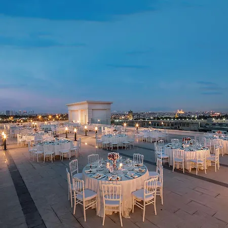 Doubletree By Hilton Topkapi ホテル イスタンブール