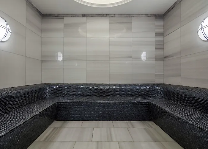 Doubletree By Hilton Topkapi 5*