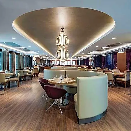 Doubletree By Hilton Topkapi 5*