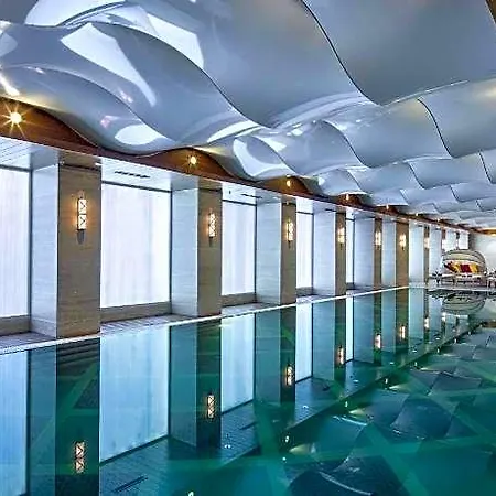 Doubletree By Hilton Topkapi Отель