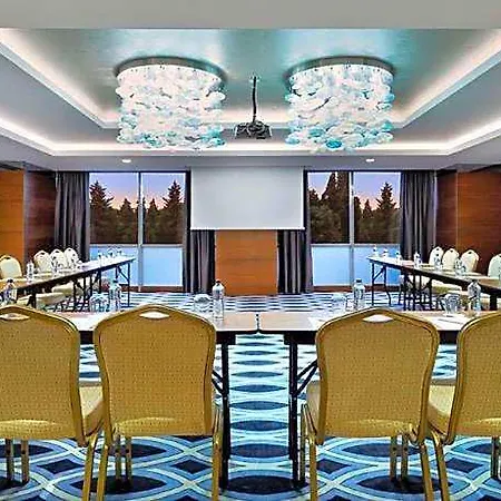 Отель Doubletree By Hilton Topkapi