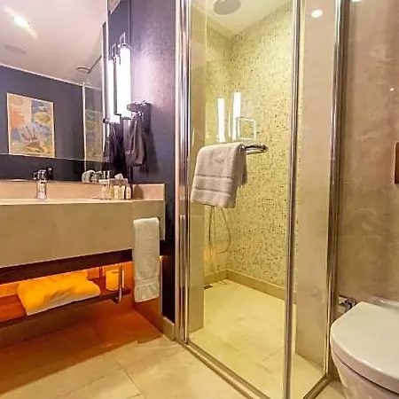 Отель Doubletree By Hilton Topkapi Стамбул