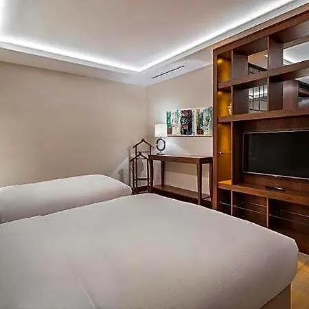 Отель Doubletree By Hilton Topkapi