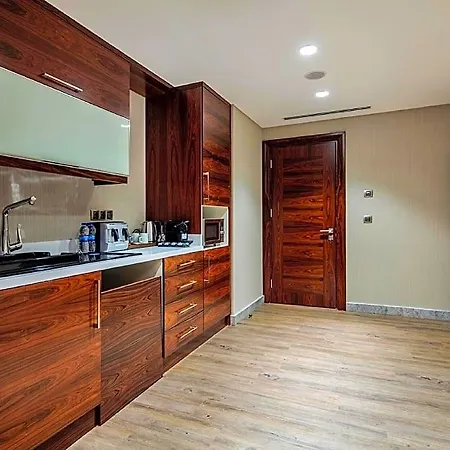 Отель Doubletree By Hilton Topkapi Стамбул