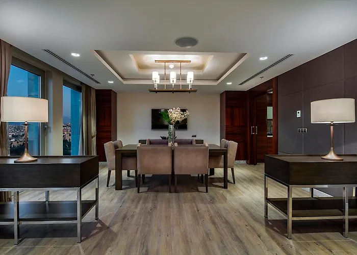 Doubletree By Hilton Topkapi מלון