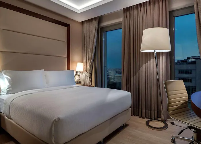 מלון Doubletree By Hilton Topkapi 5*